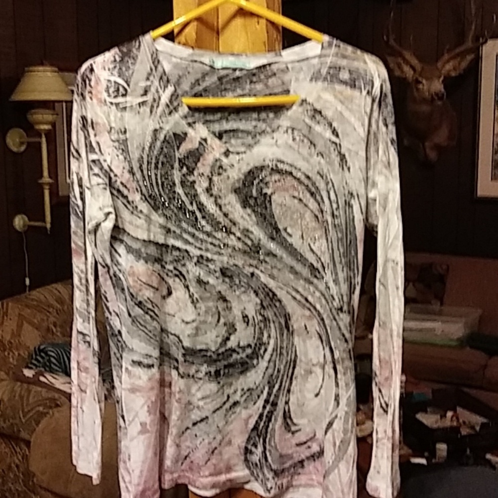 Maurices shirt